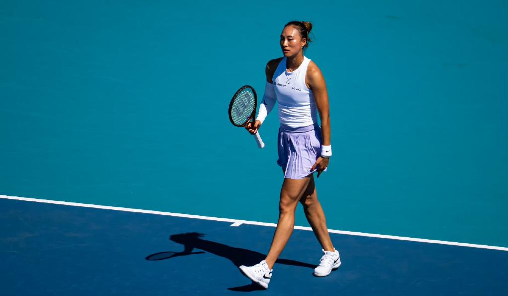 郑钦文迎WTA1000迈阿密站“开门红”